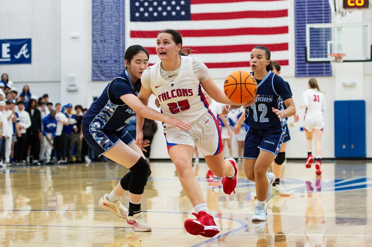 Atwater senior Karissa Hukill (25) drives to the basket during a CIF NorCal Division II playoff game against Valley Christian at Atwater High School in Atwater, Calif., on Tuesday, March 4, 2025. The Falcons beat the Warriors 58-39.