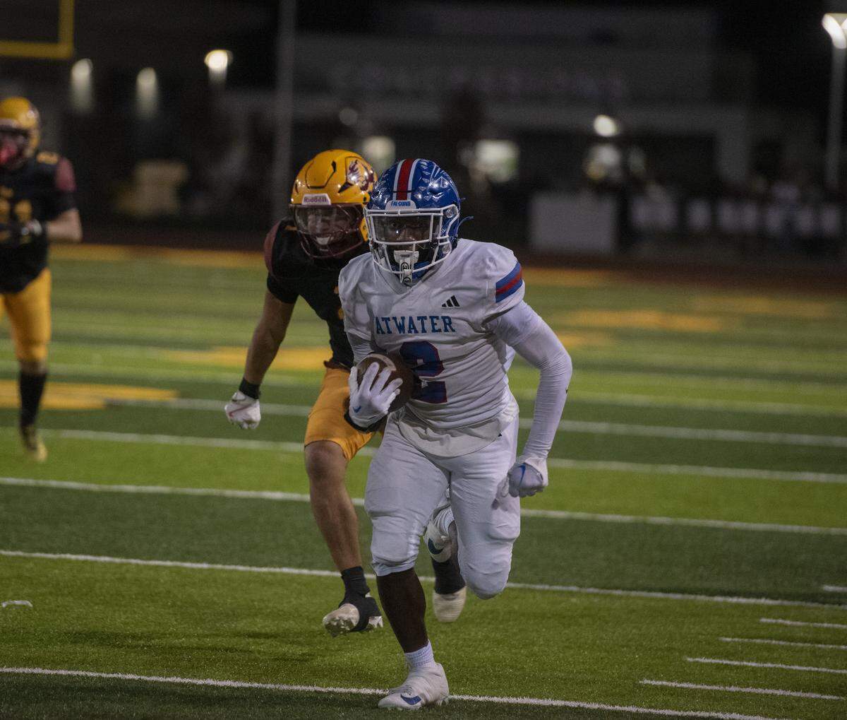 Atwater running back Durrell Morrison breaks free for a gain in the closing seconds of the first half at Loftin Stadium.