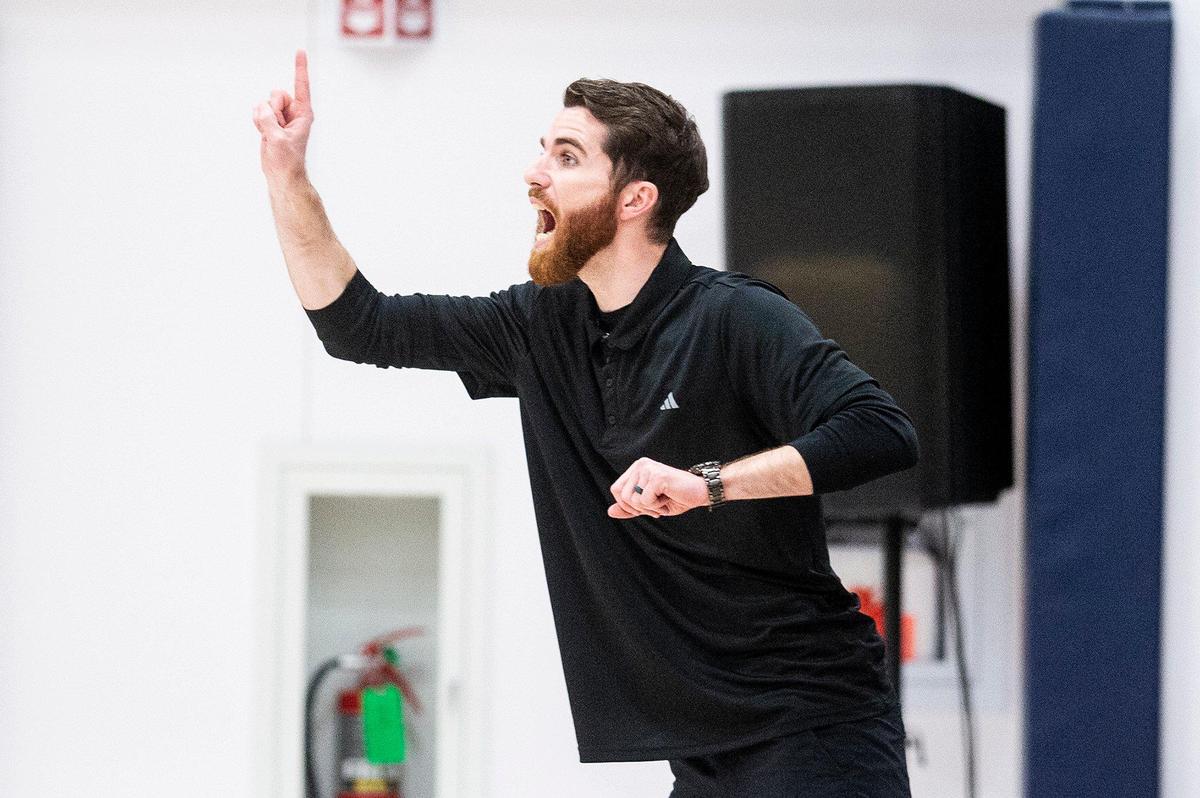 Stone Ridge Christian head coach Tyler Rogers directs his players during a CIF Sac-Joaquin Section Division 6 playoff game against Sacramento Waldorf at Stone Ridge Christian High School in Merced, Calif., on Tuesday, Feb. 20, 2024. The Knights beat the Wave 50-37.