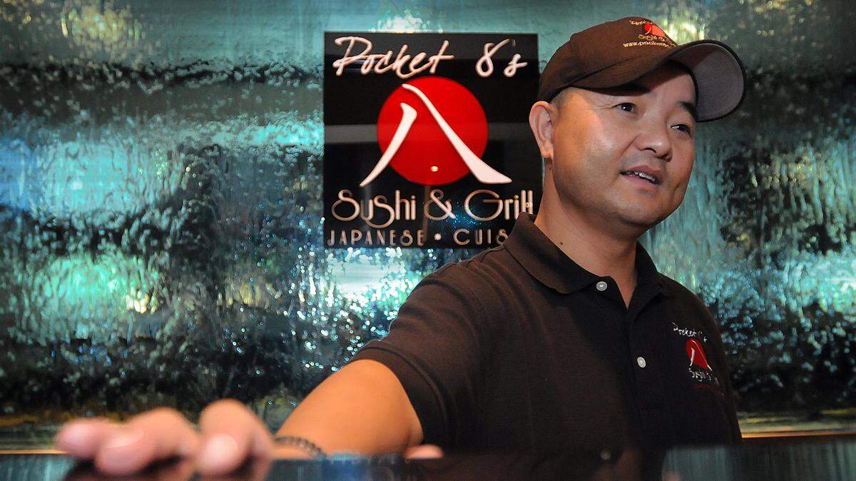 2007 World Poker Champion Jerry Yang is closing his Merced restaurant Pocket 8’s Sushi & Grill later this month so Yang can stay closer to his family in Fresno.