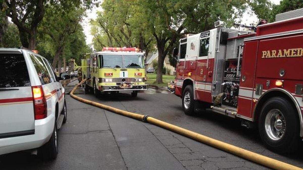 Modesto y el Condado de Stanislaus crearon el Centro Regional del 911 de Stanislaus en 1999 mediante un acuerdo de poderes conjuntos. Otras ciudades tienen contrato con el centro. Presta servicios de emergencia a la mayoría de los bomberos y cuerpos de seguridad del Condado.