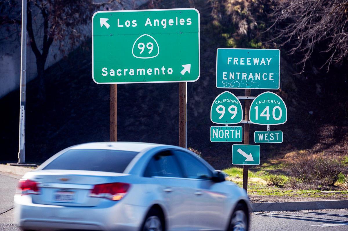 Motorists drive onto the Highway 99 north on-ramp from Highway 140 in Merced, Calif., on Thursday, Jan. 23, 2025. Merced County law enforcement agencies are launching a 2025 Seat Belts Save Lives campaign emphasizing safety on roadways.