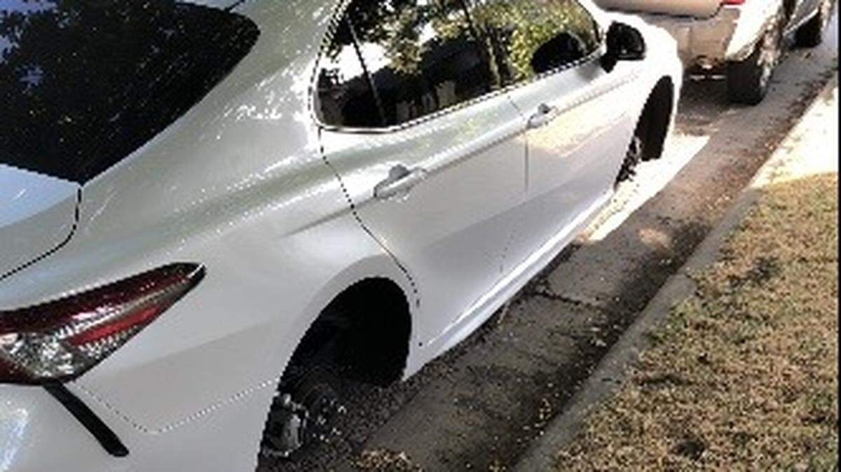 The Merced Police Department is actively searching for suspects who have been stealing tires and wheels off of Honda and Toyota vehicles in Merced.