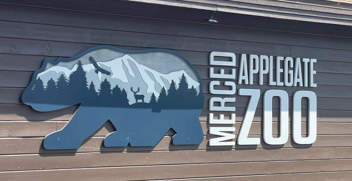 The Merced Applegate Zoo recently replaced this sign that was stolen in February. Anonymous donors raised $4,000 to replace the sign.