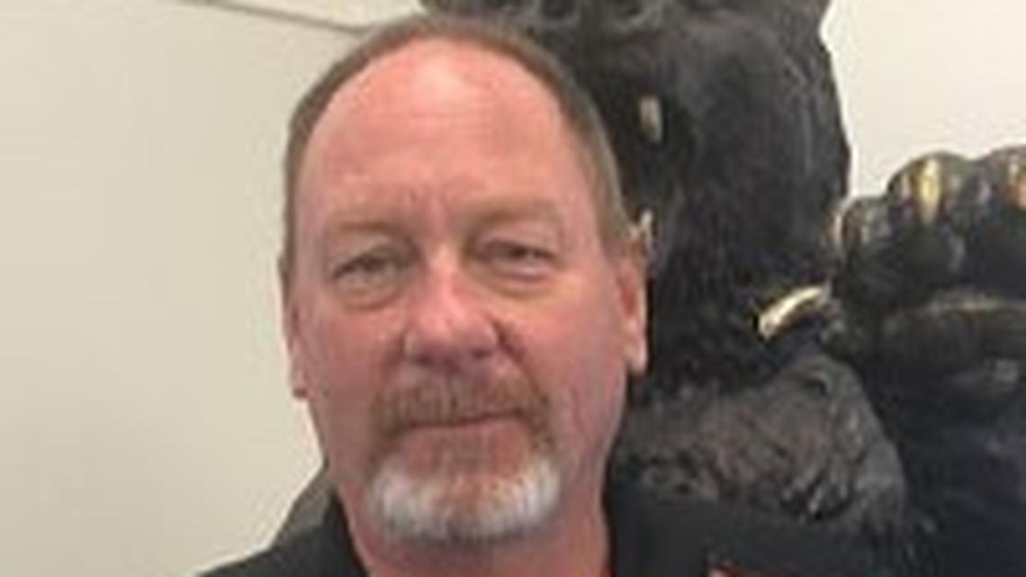 Merced Union High School District incumbent faces challenger for Area 5 seat. Who will voters elect?