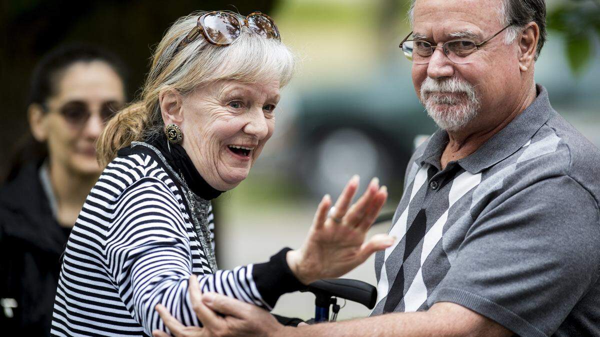 Jacque MacDonald, left, is recognized during a victims’ rights ceremony at Courthouse Park in Merced, Calif., on Thursday, April 6, 2017. MacDonald’s daughter Debi Whitlock was murdered in 1988.