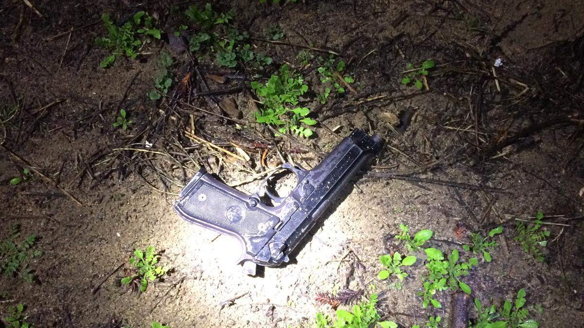 A gun found by Merced County Sheriff's deputies on Monday, Jan. 8, 2018, during the pursuit of a 17-year-old carjacker, according to deputies.