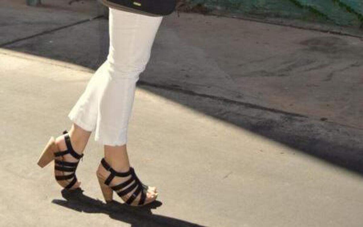 Think twice before you pack away your white clothing items this fall. If you wear white correctly, it will be just as fashionable as any color no matter what time of year it is.
