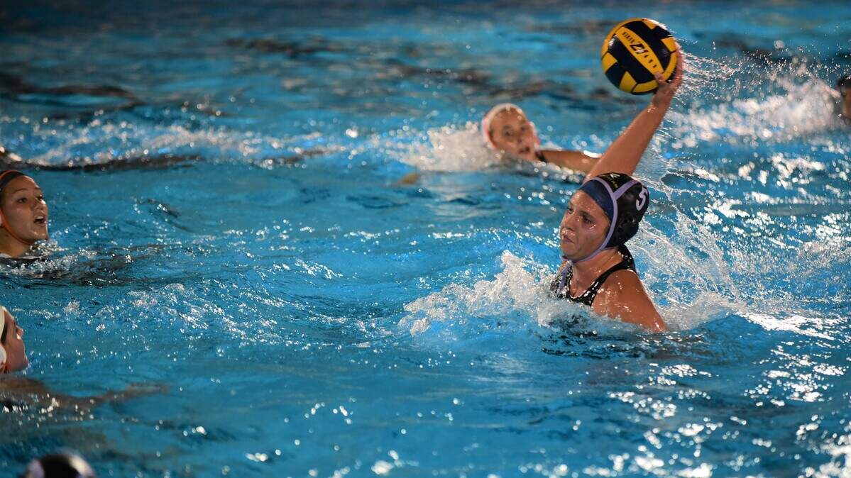 El Capitan High star Kendall Thomas scores one of her four goals in an 11-7 win over Merced in the Sac-Joaquin Section quarterfinal playoff game at El Capitan High.