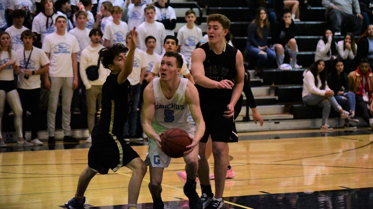 El Capitan High senior Dillon Greenwood gathers himself for a shot against Buhach Colony during a game on Wednesday, Jan. 8, 2020.