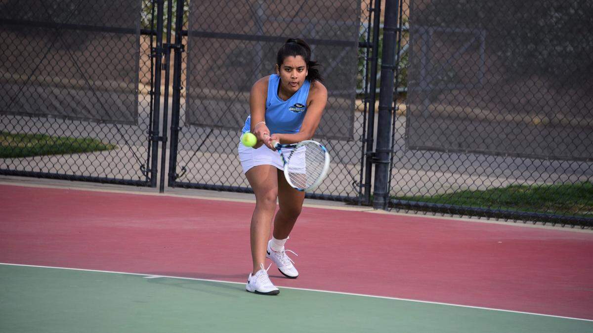 El Capitan senior Riddhi Parikh won the Central California Conference singles championship with a 7-6, 6-4 win over Golden Valley’s Emily Rowan on Thursday, March 25, 2021 at El Capitan High School.