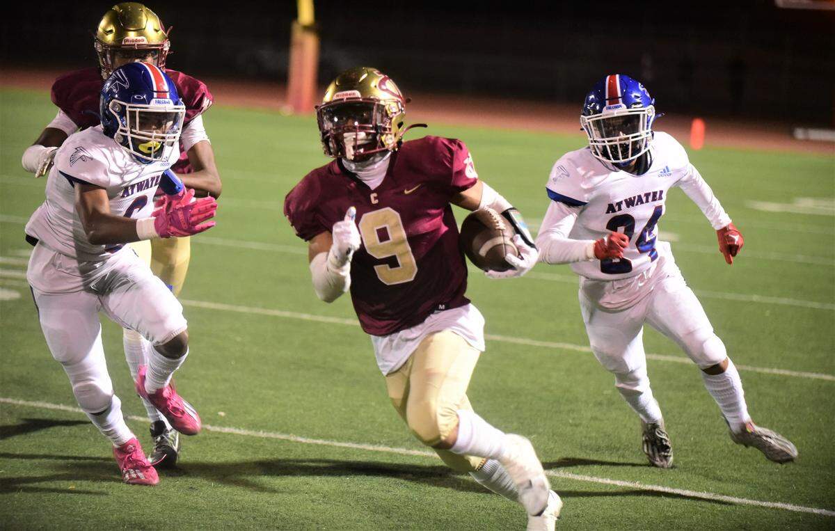 Golden Valley receiver Ethain Vang runs the ball up field during a game against Atwater on Friday, Oct. 7, 2022 at Veteran Stadium in Merced, Calif.
