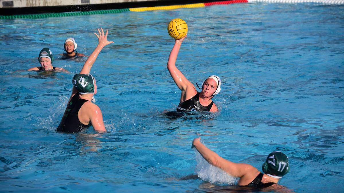 El Capitan junior Kendall Thomas scores on this shot during the first half against Rio Americano in the Sac-Joaquin Section Division II championship game at the Roseville Aquatic Center.
