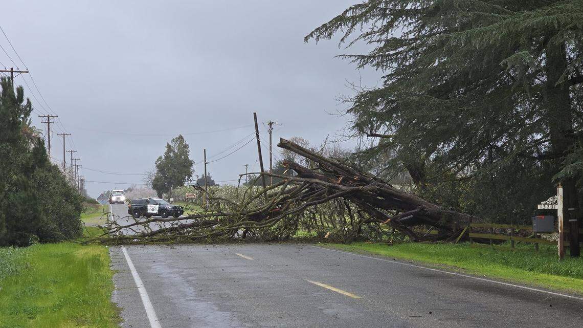 Wind is causing problems in Merced County. Here’s what to know