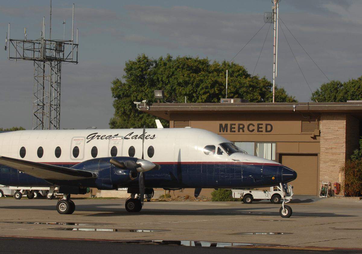 A Great Lakes airplane gets ready to take off from the Merced Regional Airport in Merced, Calif.