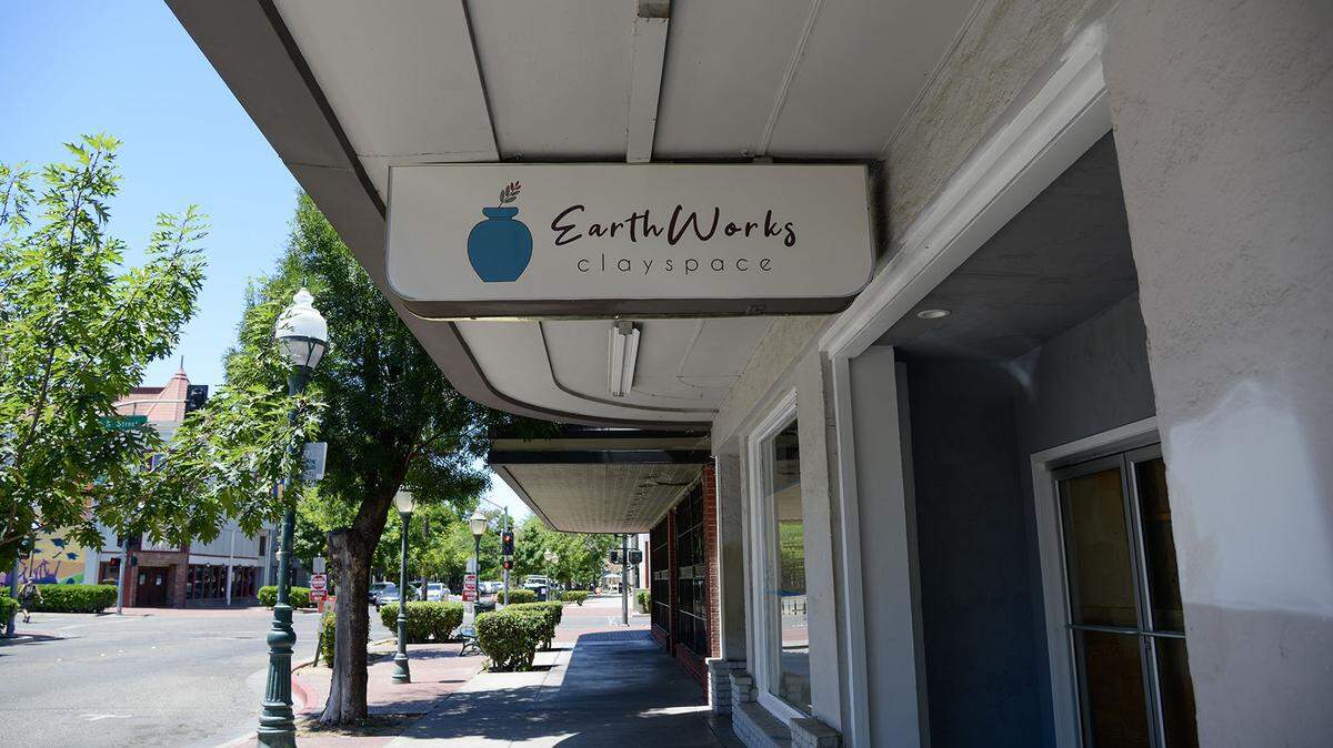 EarthWorks ClaySpace is a ceramics studio located in downtown Merced.