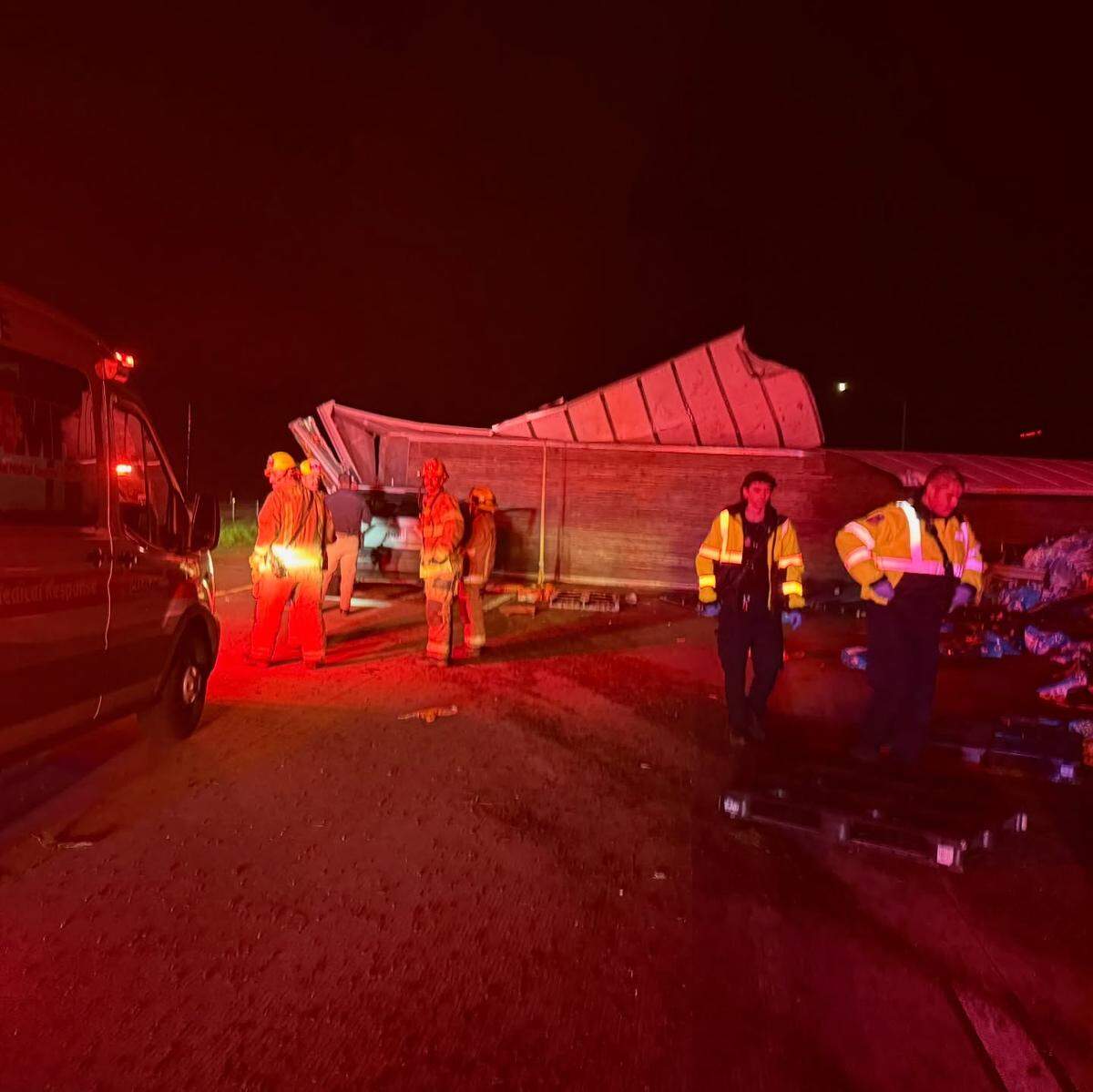 An overturned big rig closed southbound Highway 99 at Le Grand Road for a time early Monday morning, causing major traffic delays.