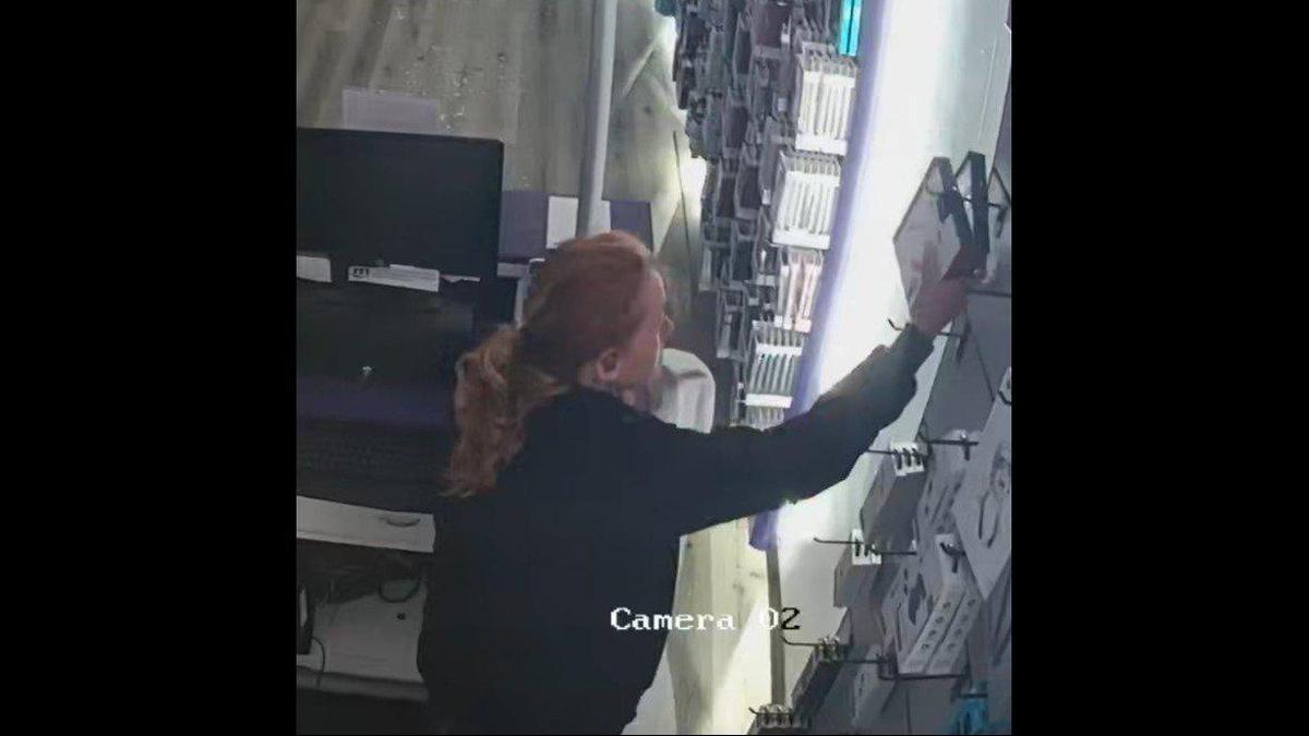 Authorities have requested the public’s assistance in identifying two people accused of burglarizing a Metro PCS store on East Yosemite Parkway in Merced on April 26, according to the Merced Police Department. Image courtesy of Merced Police Department.