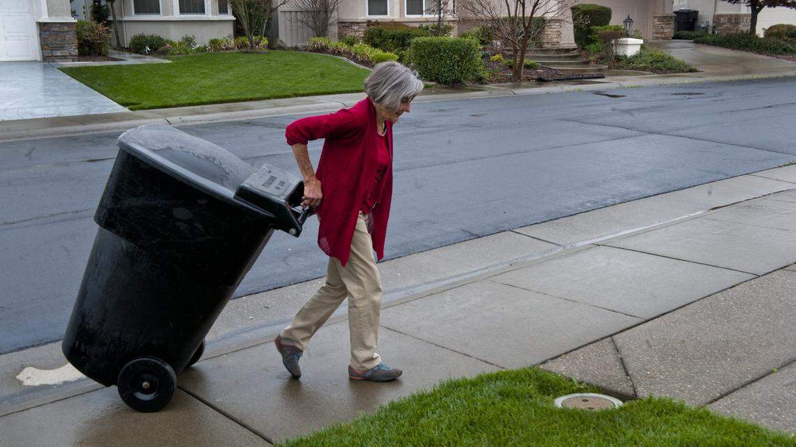 bellingham-police-investigate-deadly-car-fire-on-boulevard-bellingham