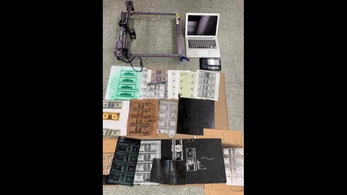 A 35-year old Los Banos man was arrested for allegedly trying to counterfeit U.S. currency on Thursday afternoon in Los Banos, Calif.