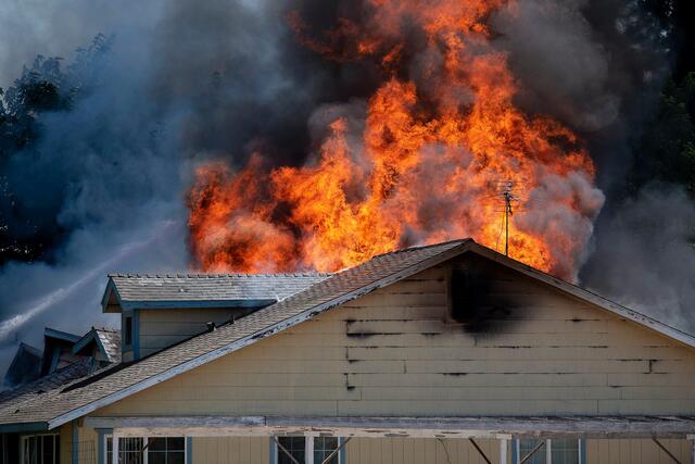 Large blaze damages two homes in Merced County | Merced Sun-Star