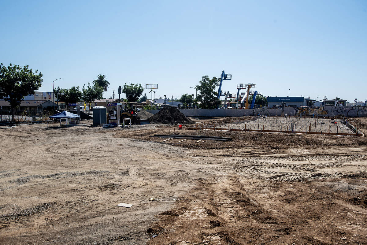 A lot where Smiley’s gas station was previously located at 1480 W. 16th Street in Merced, Calif., on Thursday, July 17, 2025. City of Merced Planning Commission documents indicate zoning and conditional use permits were approved for a proposed six pump gas station and 3,800-square-foot convenience market.