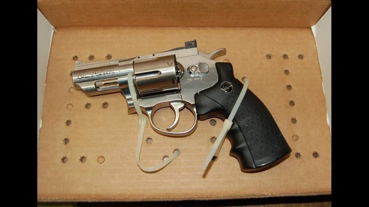A Los Banos man and two teenagers were arrested after a reported armed robbery in the 400 block of I Street on Monday, according to the Los Banos Police Department. Police said they located a replica firearm believed to have been used in the robbery. Image courtesy of Los Banos Police Department.