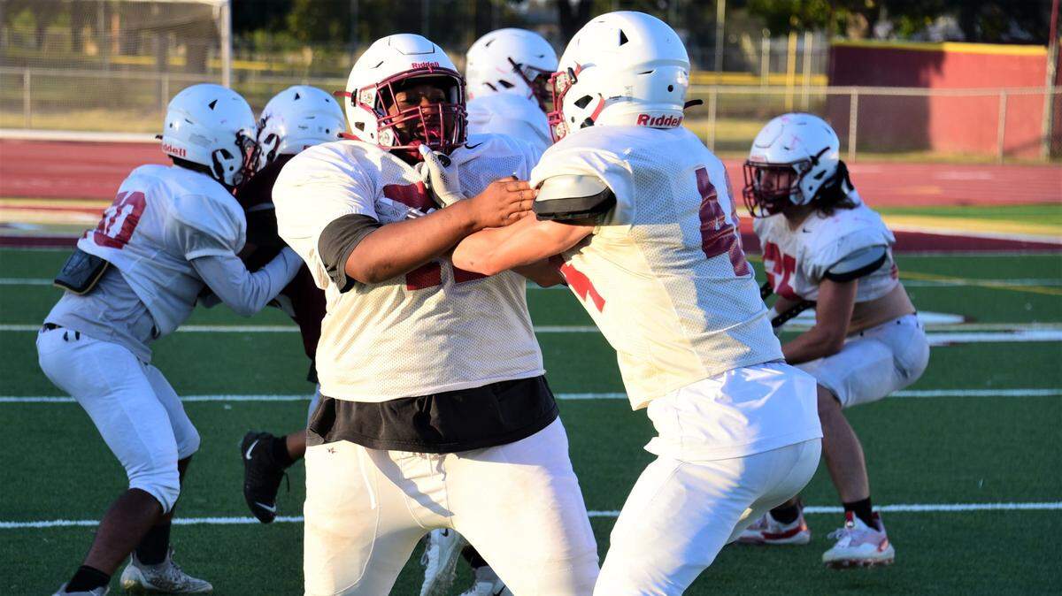 Golden Valley junior Karmelo Graves (71) is playing with a heavy heart this season after his father Michael Graves died in a traffic collision just a few weeks before the start of the football season.