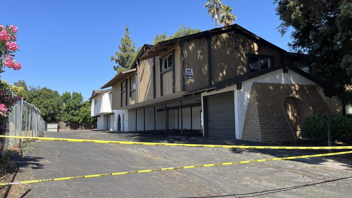 An investigation into the cause of a fire at a Merced apartment complex continues.