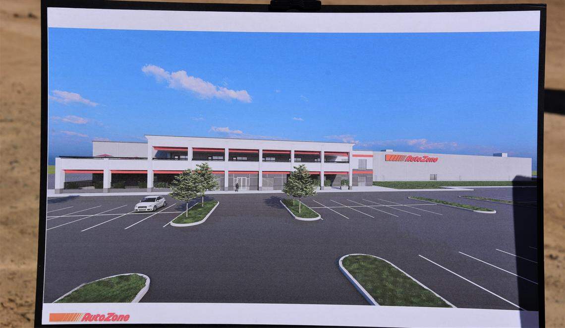 An artist’s rendering of the new $150 million AutoZone distribution center that will soon be built in Chowchilla, Calif.