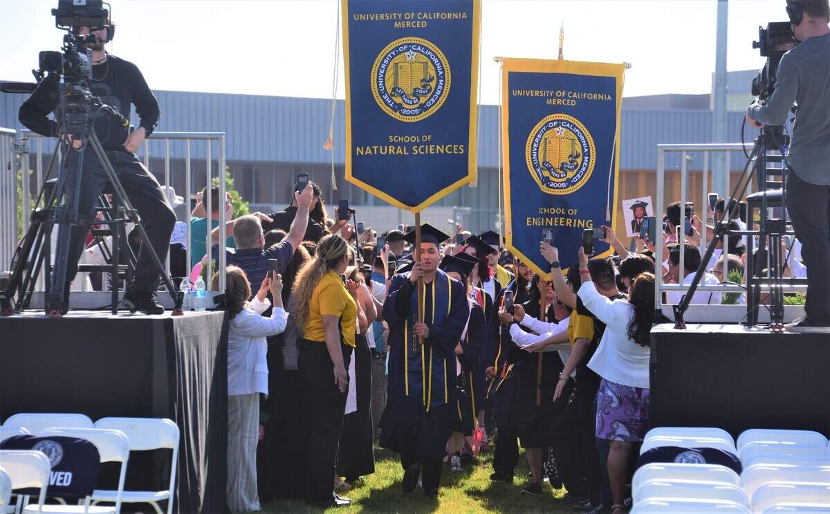 UC Merced held its 2023 spring commencement ceremony for the School of Engineering and the School of Natural Sciences on Saturday, May 13, 2023 at UC Merced campus.