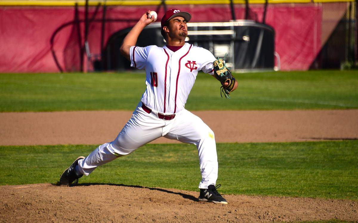 Golden Valley High senior pitcher Sebastian Gonzalez (10) delivers a pitch during a game against El Capitan at Doug Fister Field on Tuesday, March 24, 2024.