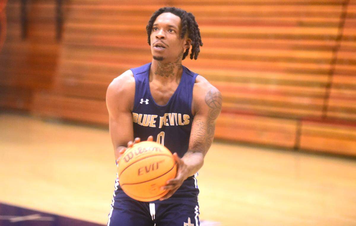 Merced College sophomore Tyreon Payne averaged 18 points per game last year and was named to the all-Central Valley Conference second team.