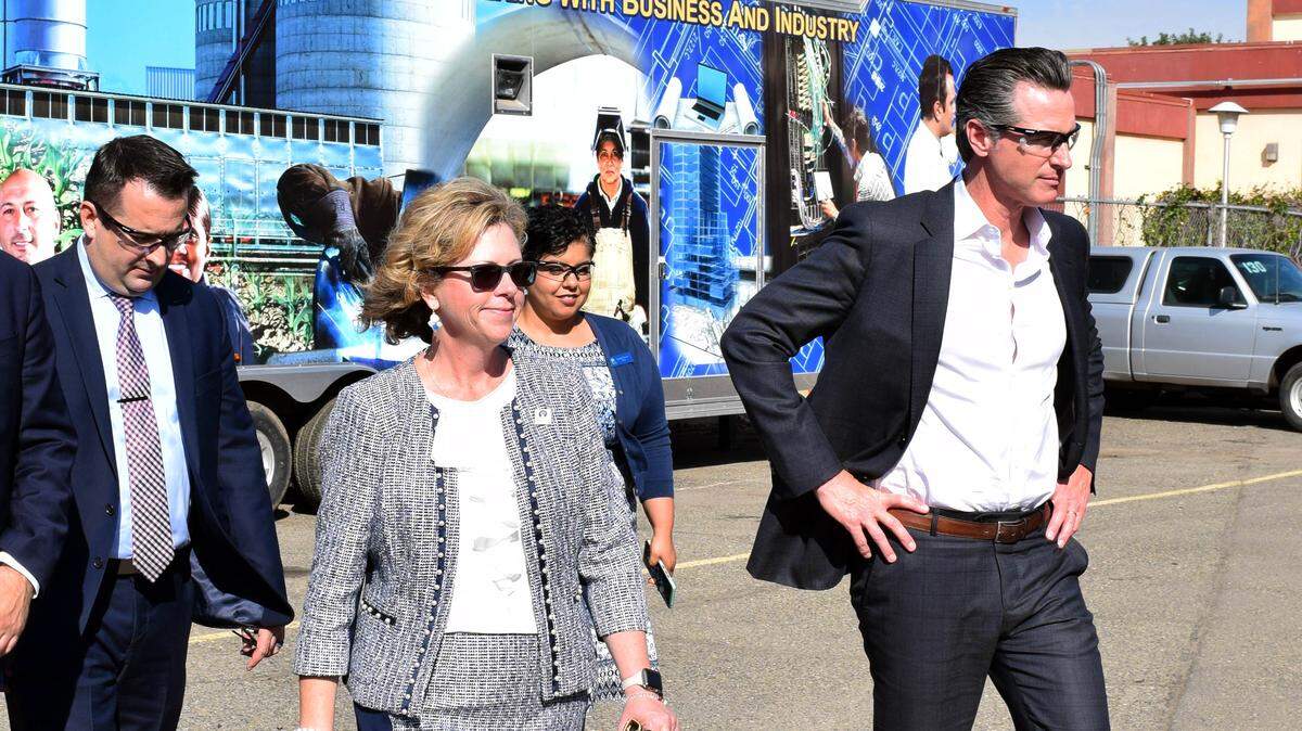 Vice President of Instruction Kelly Fowler, left, leads gubernatorial candidate Gavin Newsom on a tour of the current Industrial Technology facilities on Wednesday, Oct. 10, 2018. Mayor Mike Murphy is also pictured.