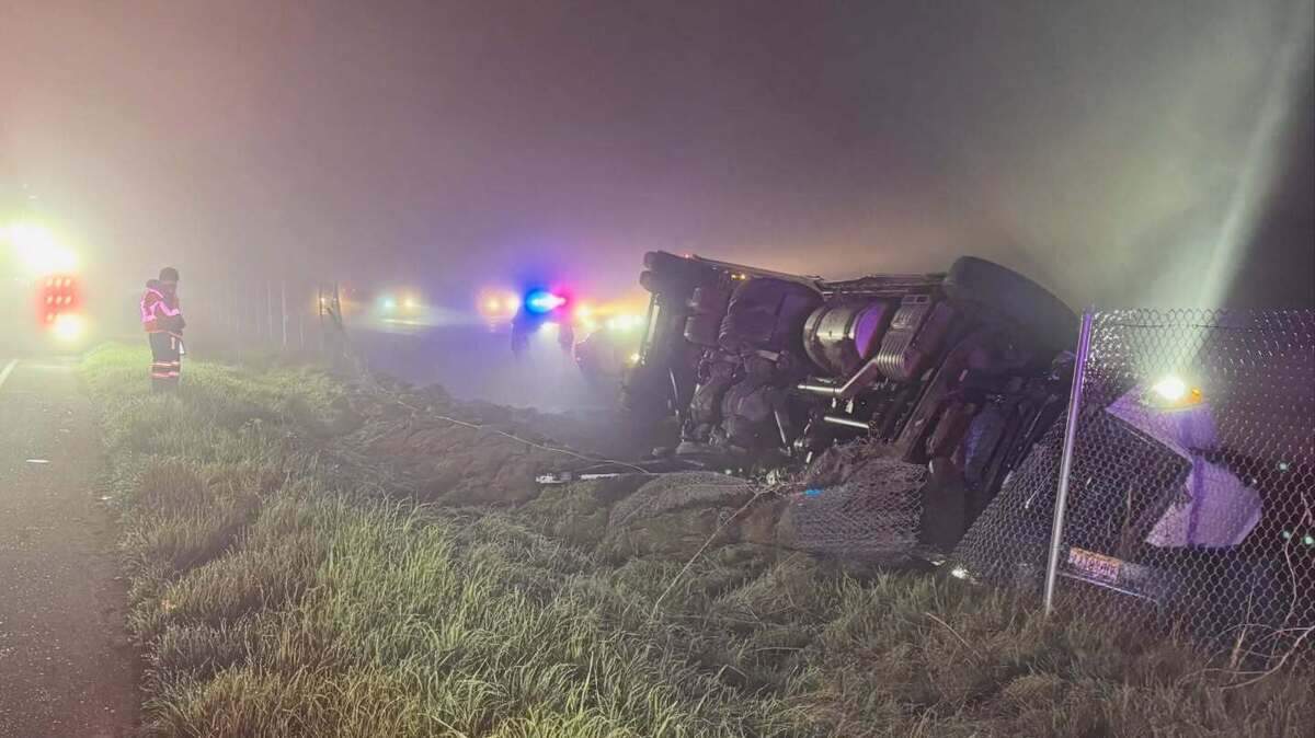 Big rig overturns on Highway 99 near Atwater during fog | Merced Sun-Star