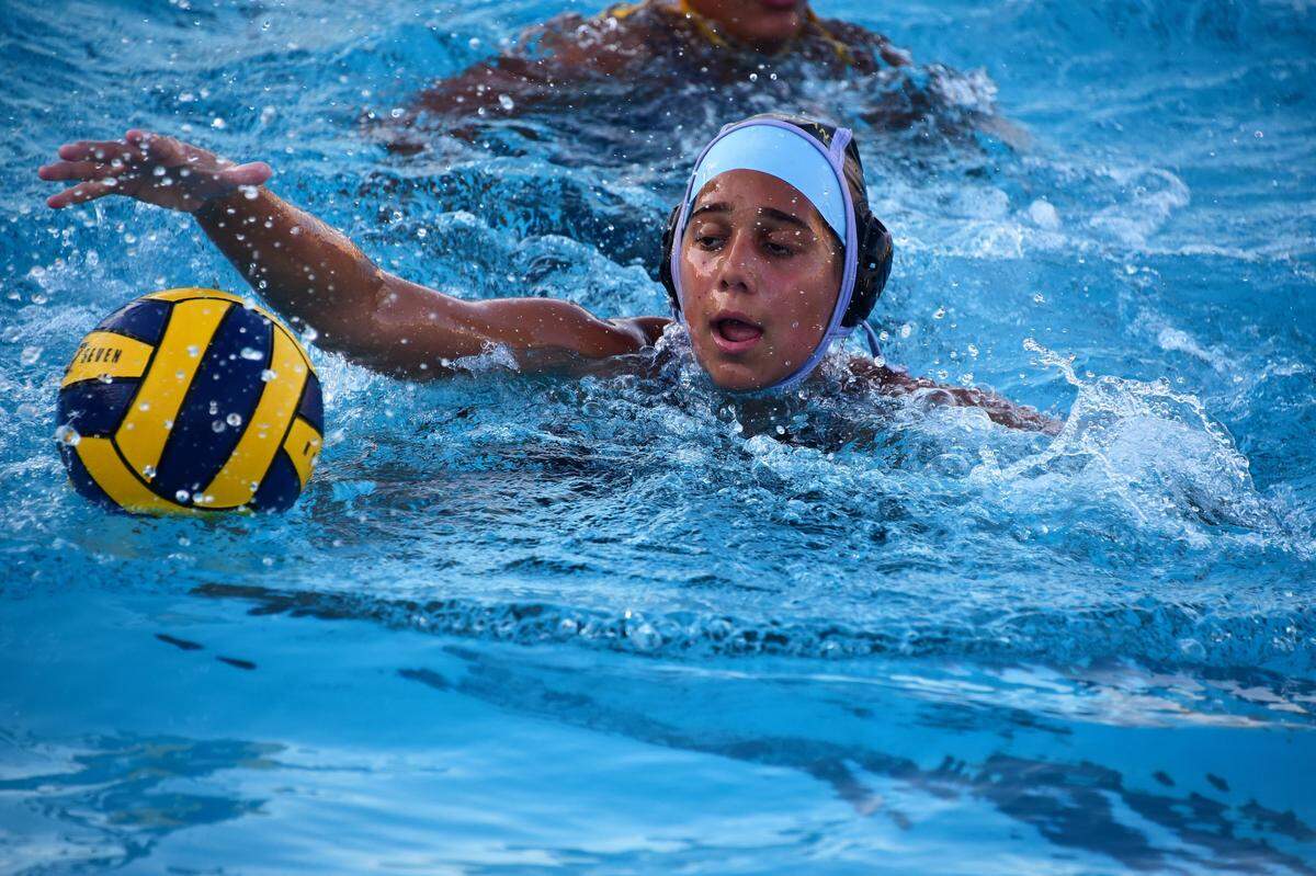 El Capitan’s Anika Jones tracks down the ball in a game against Golden Valley on Tuesday, Oct. 15, 2019 at El Capitan High.