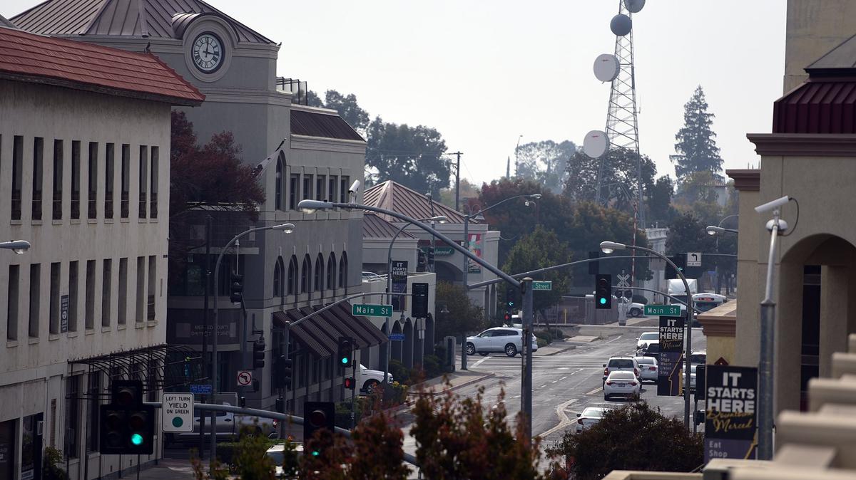 Merced was experiencing particularly bad air  on Tuesday, Nov. 13, 2018, as smoke from the Camp Fire in Northern California continued to throw smoke and ash in the sky.