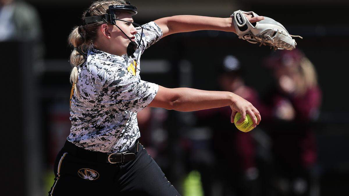 University of Missouri sophomore Cassie Gasper pitches against Texas A&M Aggies at Mizzou Softball Stadium in Columbia, Mo. on Saturday, April 20, 2019. 
Zach Bland/Mizzou Athletics