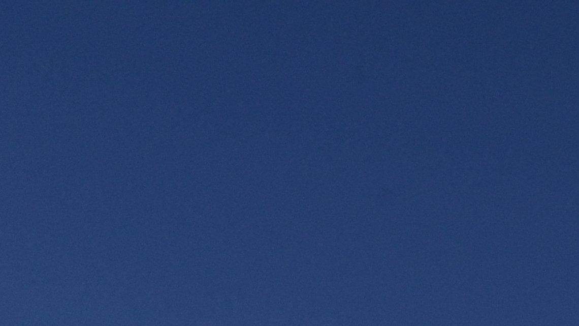 People check out the former Air Force One at Castle Airport in Atwater Wednesday. (10-16-13) It will join the Castle Air Museum's collection of more than 60 aircrafts.