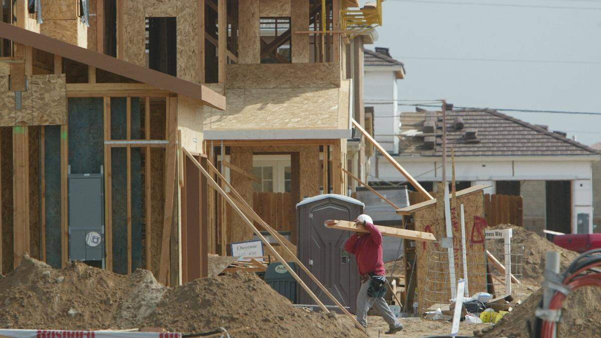 BIZ MCC HOME GLUT 2