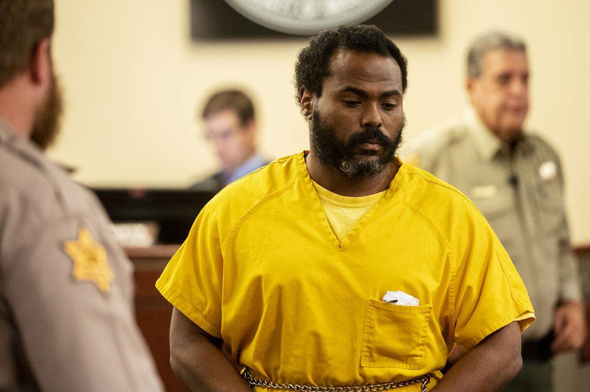 Dhante Jackson, 34, of Hayward, leaves the courtroom after appearing before Judge Steven Slocum at the Merced County Superior Courthouse in Merced, Calif. on Wednesday, Sept. 14, 2022.