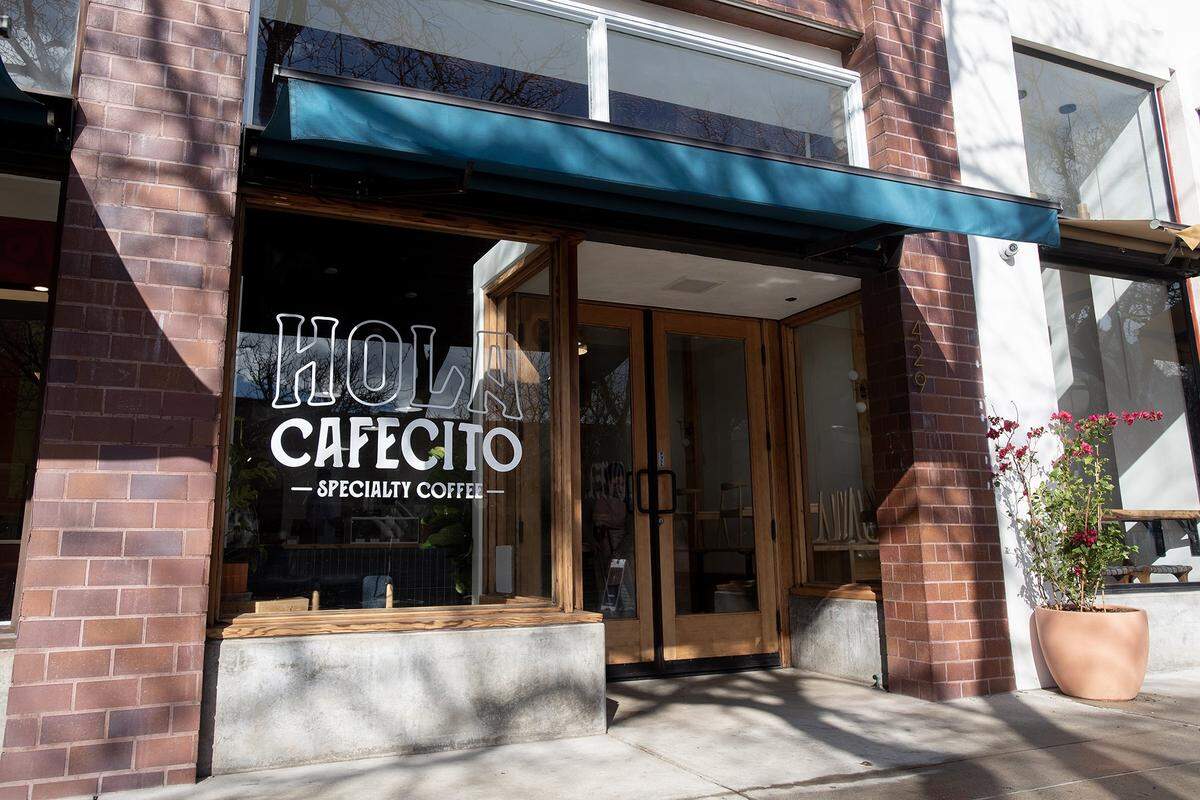 Hola Cafecito, a specialty coffee shop  at 429 W. Main St., opened its doors to the public in Merced on March 13, 2025. 