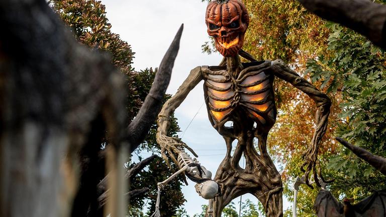 Popular Merced Halloween house’s decorations destroyed by fire. How to help
