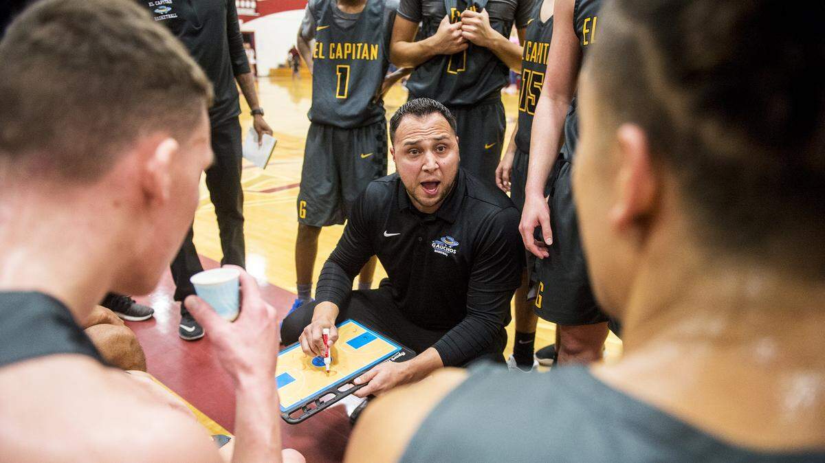 El Capitan head coach Adrian Hurtado speaks to his players during a game against Golden Valley at Golden Valley High School in Merced, Calif., on Wednesday, Jan. 23, 2019.