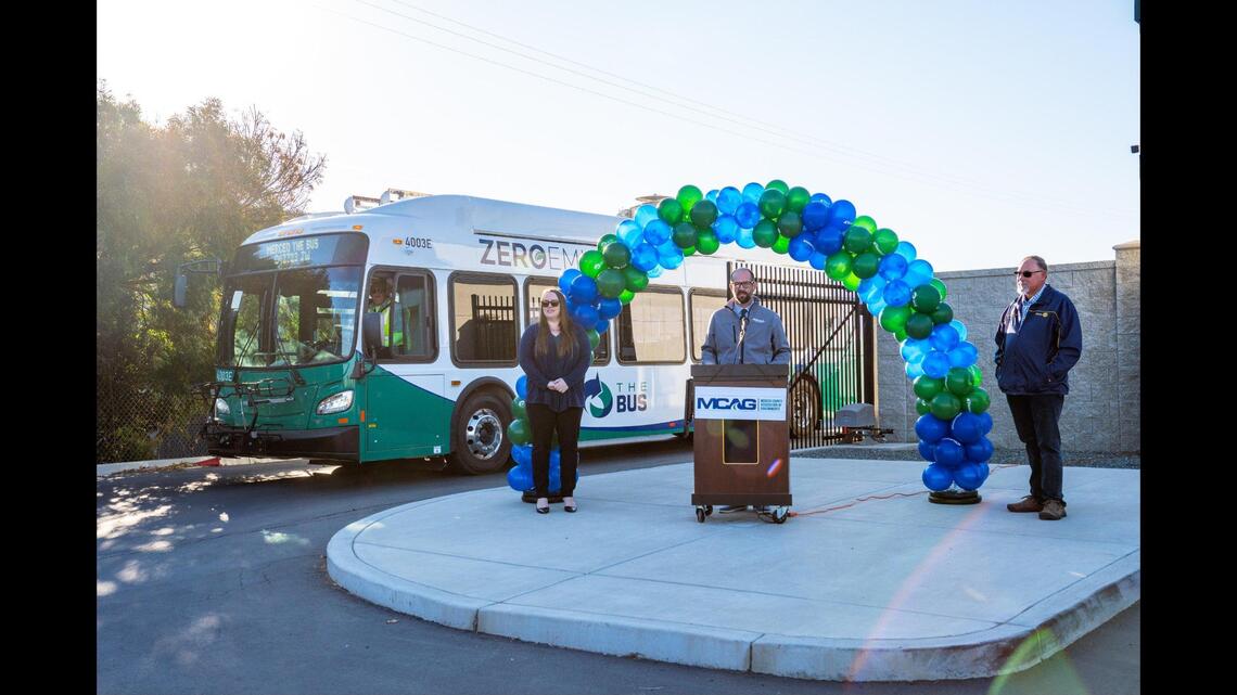 Añaden nuevos autobuses eléctricos a transporte público del Condado de Merced