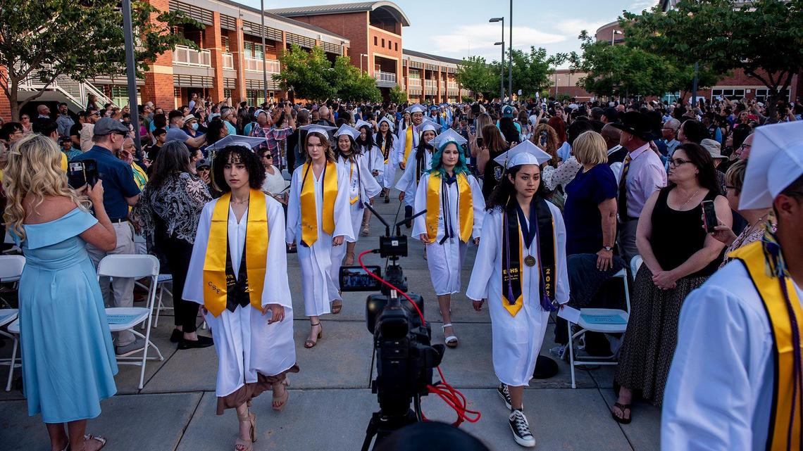 Merced County Class of 2022 hailed as ‘resilient bunch’ who overcame COVID challenges