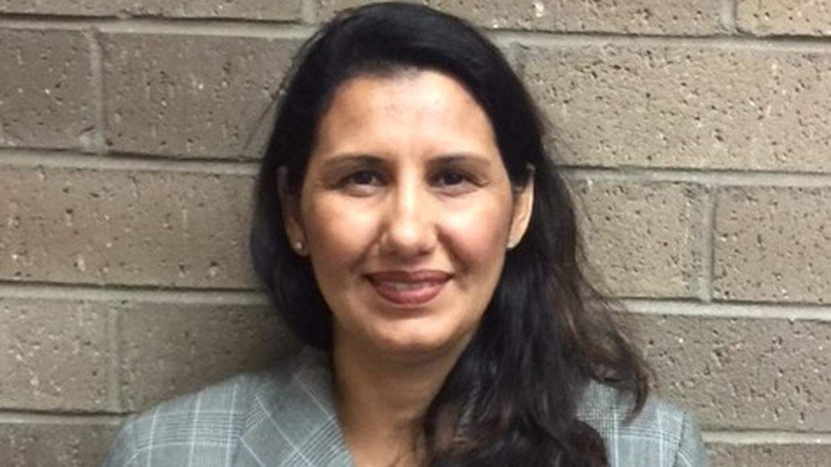 Jasmine Kaur will be sworn in as postmaster at the Los Banos post office next week.