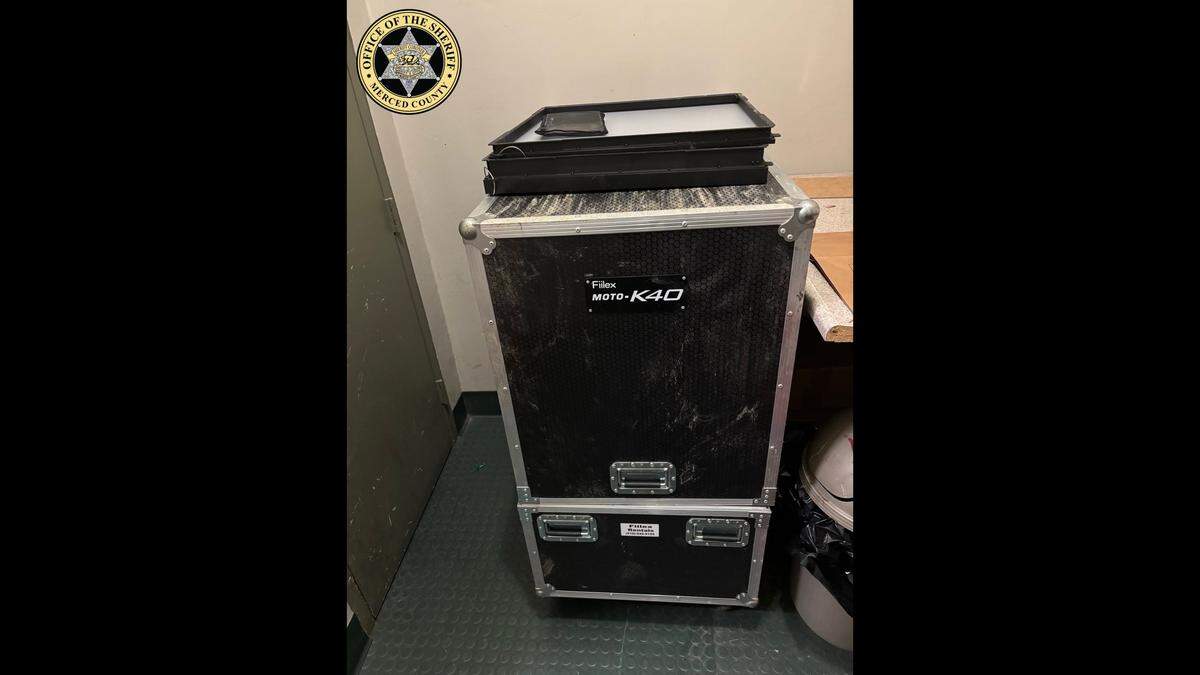 A Santa Nella man has been arrested for stealing movie set lights from a semi truck on Wednesday, according to the Merced County Sheriff’s Office.
