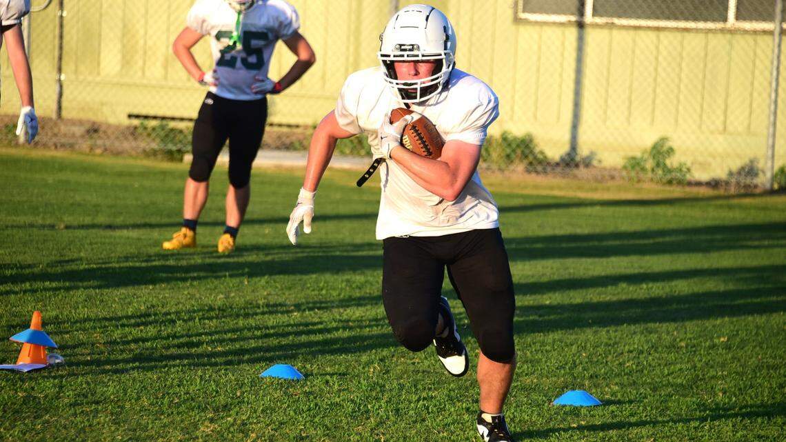 ‘I just want to ball out.’ Hilmar High football’s dynamic star adds power to his game