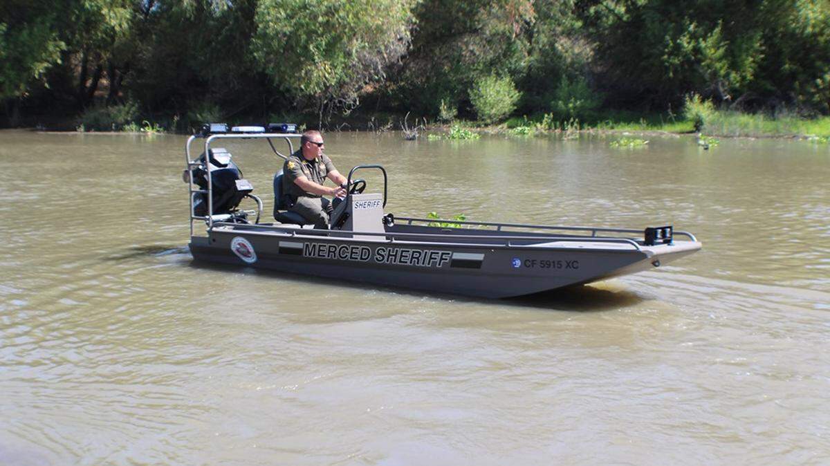 The Merced County Sheriff’s Office Aviation Unit and Water Rescue and Recovery Team were called out to search the San Joaquin River. The search located the body of a man that had been reported missing in San Joaquin County eight days ago.